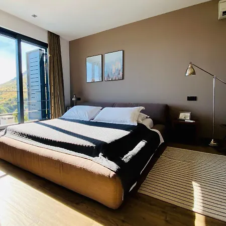 Forte-exclusive Retreat, Heated Infinity Pool & Amazing Views Villa