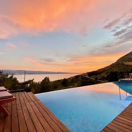 Forte-exclusive Retreat, Heated Infinity Pool & Amazing Views